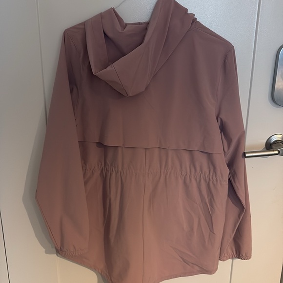 In Motion Large Running coat - Picture 2 of 5